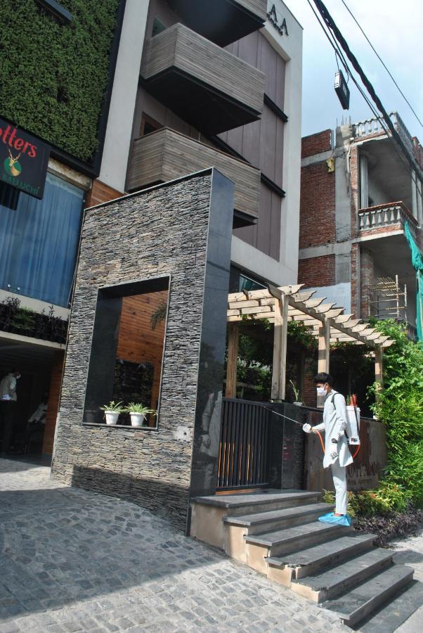 Virohaa Hotel New Delhi Exterior photo
