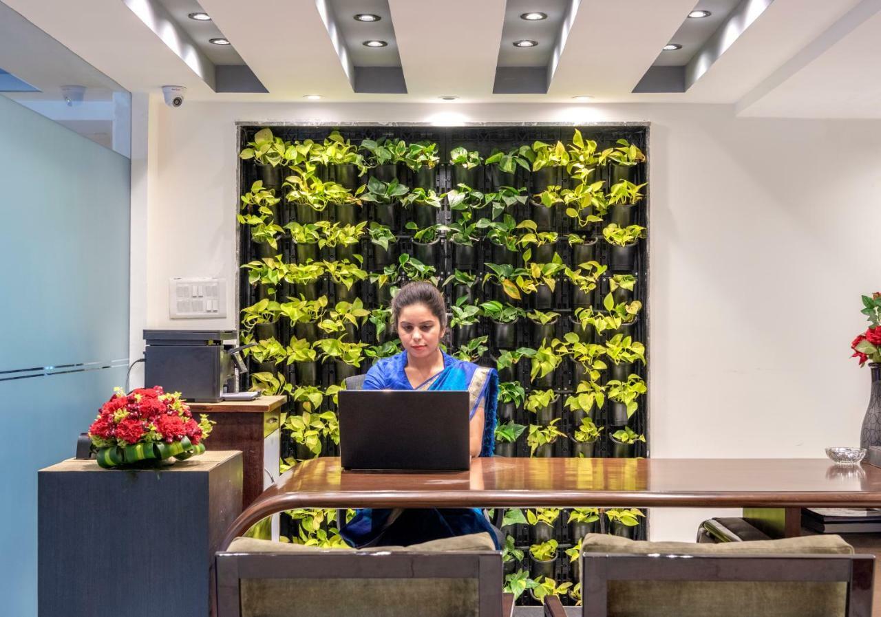 Virohaa Hotel New Delhi Exterior photo